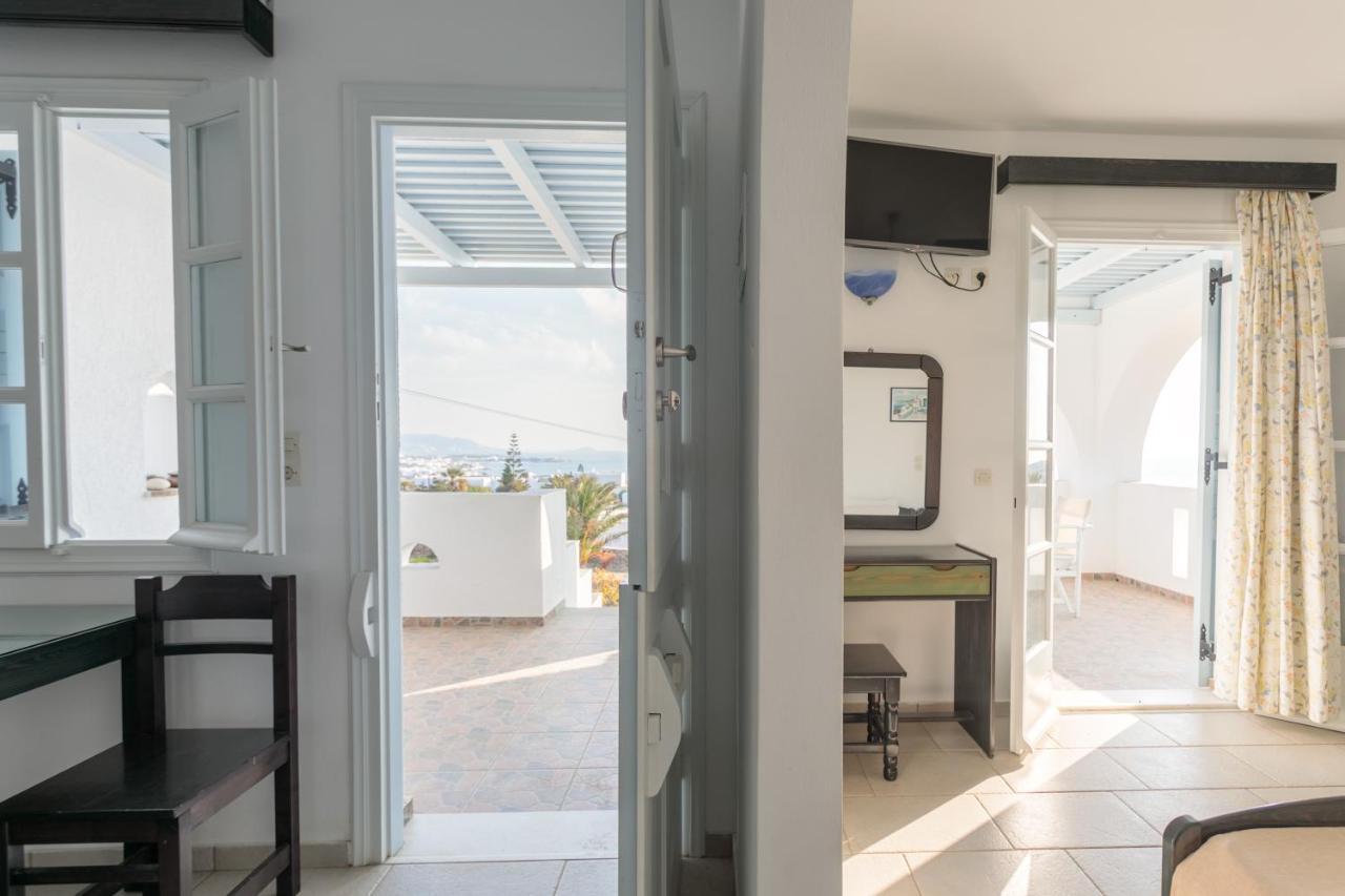 Sunrise Studios Sztelída Szoba fotó